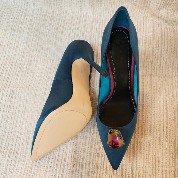 Zara x Swarovski Limited Edition Satin Heels 39 NWOT - Picture 3 of 4